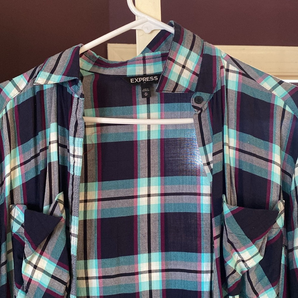 Express button down flannel like top